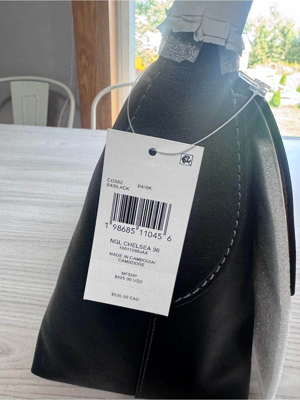 Coach Chelsea Shoulder Bag 36 • Black